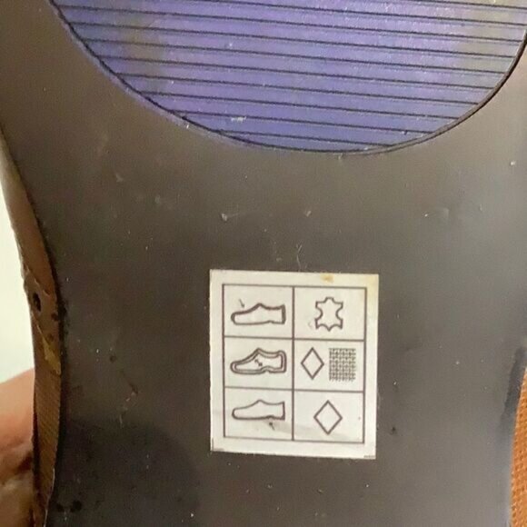 RED TAPE CARN 2 BROGUE MENS BROWN LEATHER LACE UP SHOES SIZE 9 - Picture 8 of 13